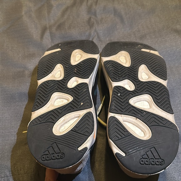 Yeezy boost 700 wave runner - Picture 5 of 7